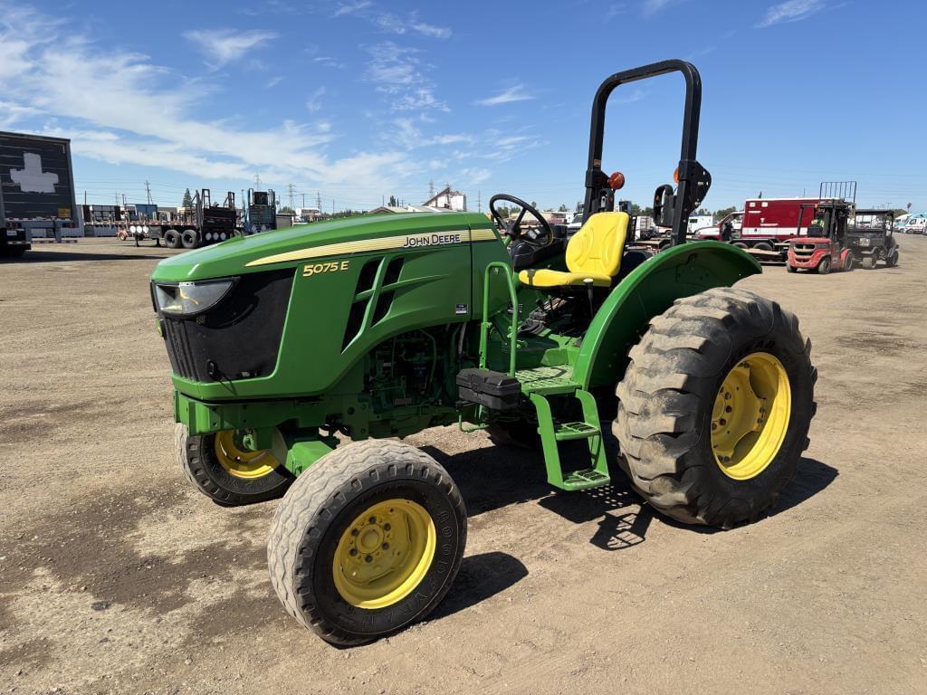 Image of John Deere 5075E Primary image