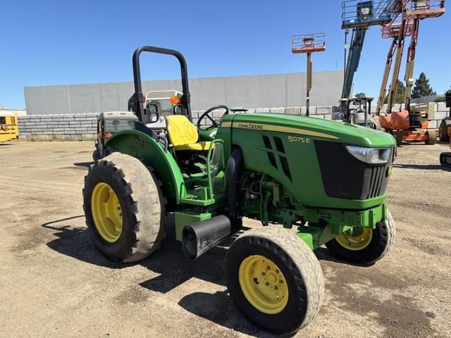Image of John Deere 5075E equipment image 1