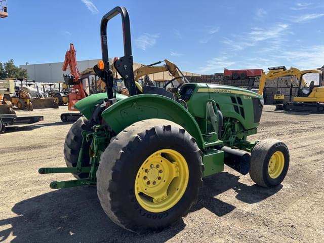 Image of John Deere 5075E equipment image 2