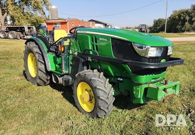 Image of John Deere 5075GL equipment image 2