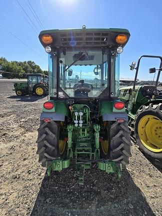 Image of John Deere 5075GN equipment image 2