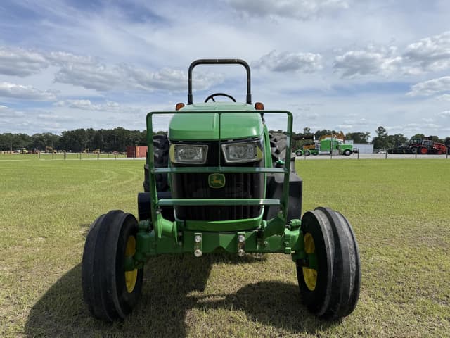Image of John Deere 5075M equipment image 4
