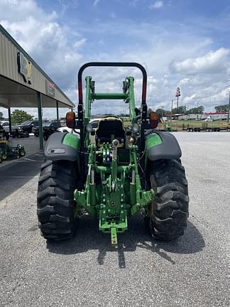 Image of John Deere 5075M equipment image 2