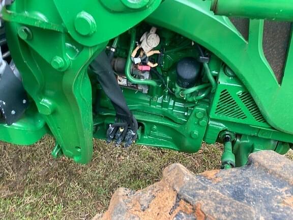 Image of John Deere 5075M equipment image 1