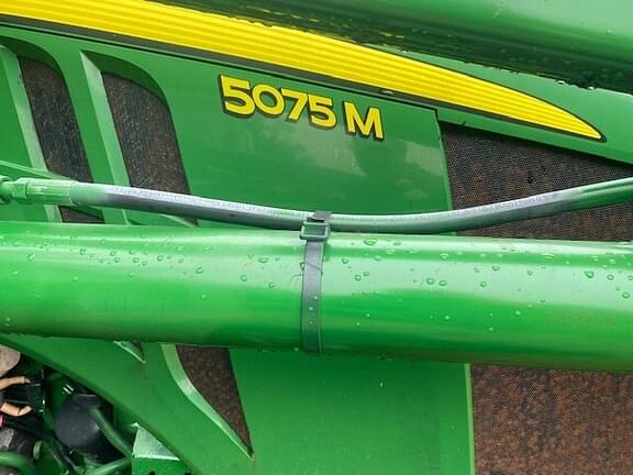 Image of John Deere 5075M equipment image 2