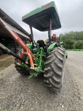 Image of John Deere 5075M equipment image 3
