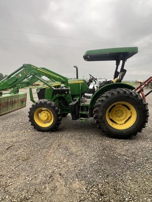 2018 John Deere 5075M Image