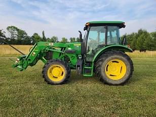 Main image John Deere 5085E 3