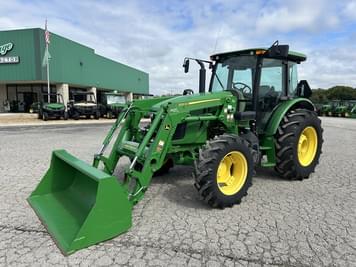Main image John Deere 5085E