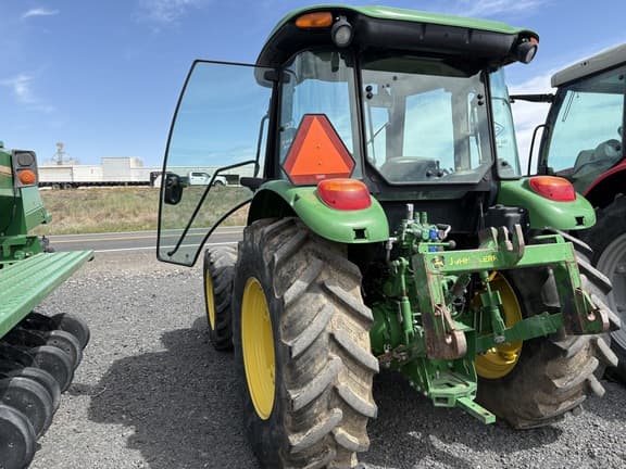 Image of John Deere 5085E equipment image 2