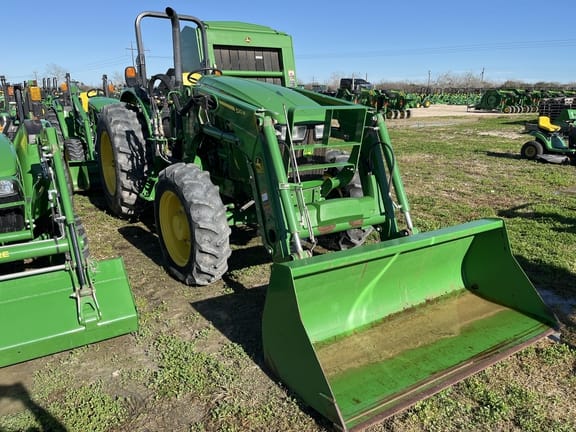 2018 John Deere 5085E Equipment Image0