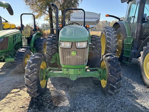 Image of John Deere 5085E equipment image 1