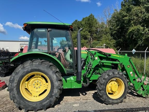 Image of John Deere 5085E equipment image 1