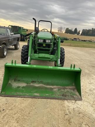 Image of John Deere 5085E equipment image 1
