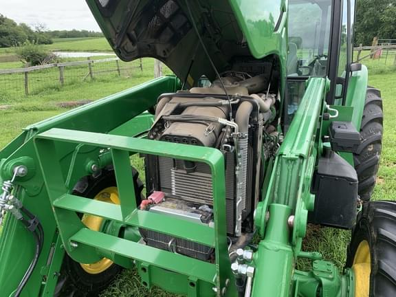 Image of John Deere 5085E equipment image 1