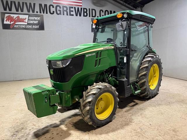 Image of John Deere 5090GN equipment image 1