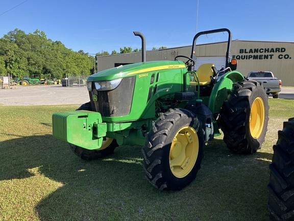 Image of John Deere 5090E equipment image 2