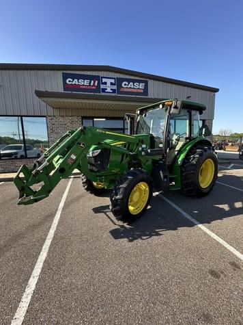 Main image John Deere 5090E