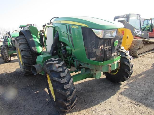 Image of John Deere 5090EL equipment image 2