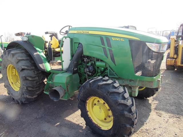 Image of John Deere 5090EL equipment image 1