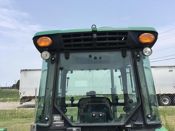 Image of John Deere 5090GN equipment image 1