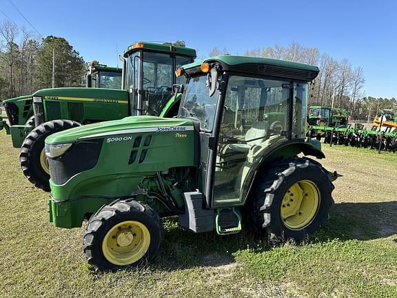 Image of John Deere 5090GN equipment image 1