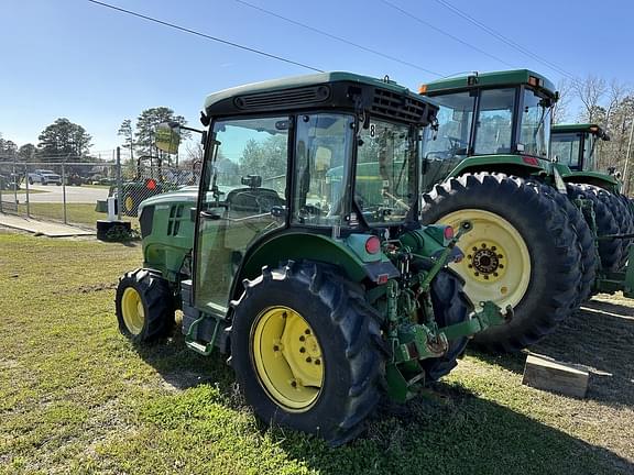 Image of John Deere 5090GN equipment image 4