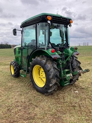 Image of John Deere 5090GN equipment image 2