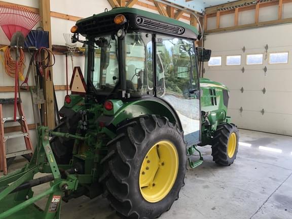 Image of John Deere 5090GN equipment image 3