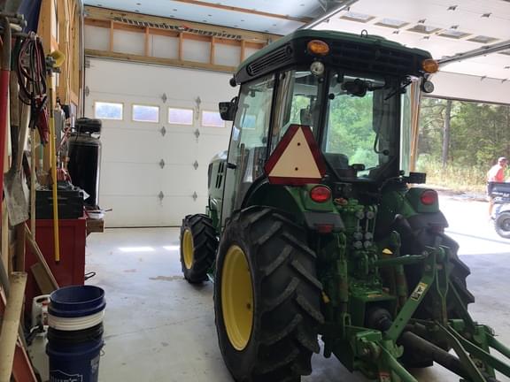 Image of John Deere 5090GN equipment image 2