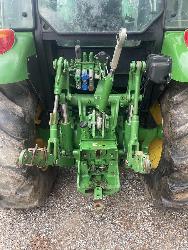 Image of John Deere 5090M equipment image 4