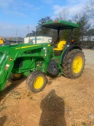 Image of John Deere 5090M Image 1