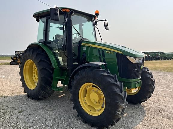 Main image John Deere 5090M 5