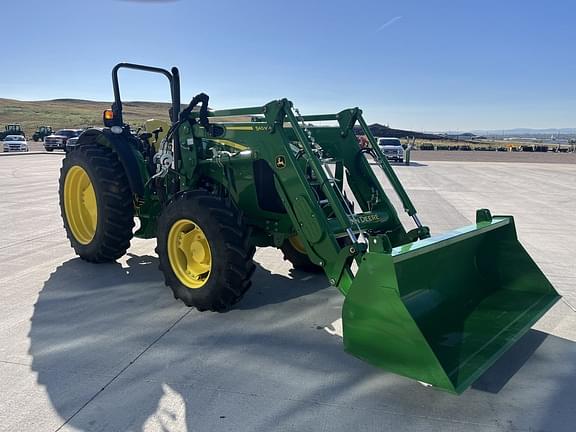 Image of John Deere 5090M equipment image 1