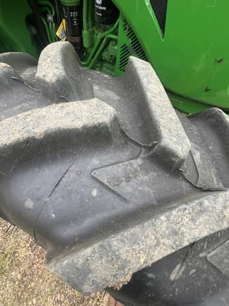 Image of John Deere 5090R equipment image 4