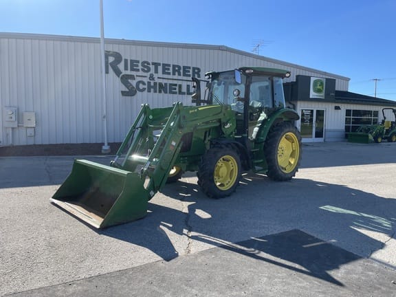 2018 John Deere 5090R Equipment Image0