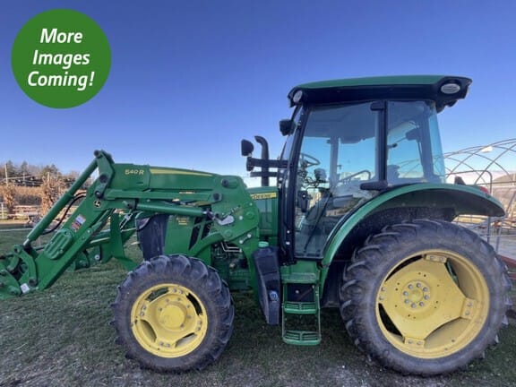 2018 John Deere 5090R Equipment Image0