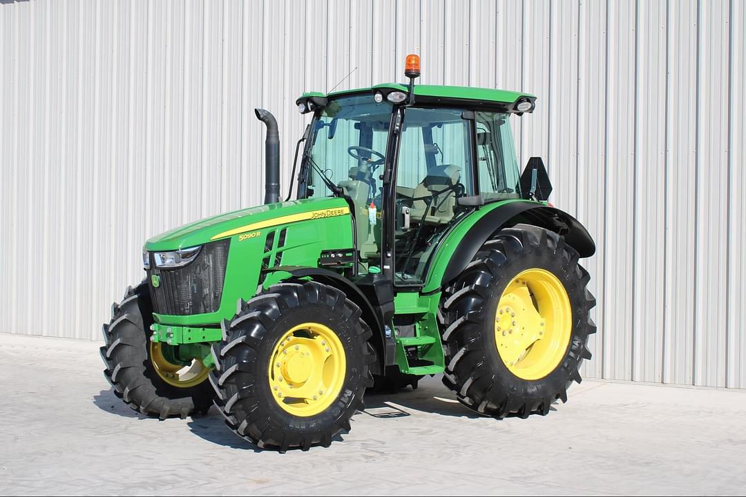 Image of John Deere 5090R Primary image