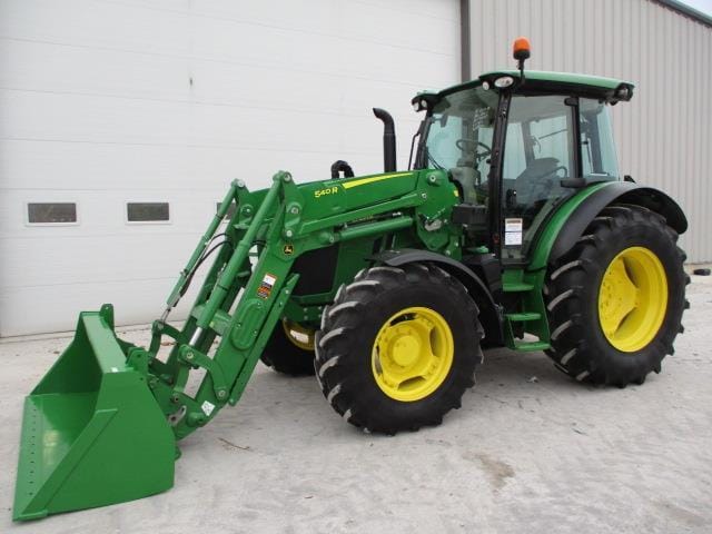 2018 John Deere 5090R Equipment Image0