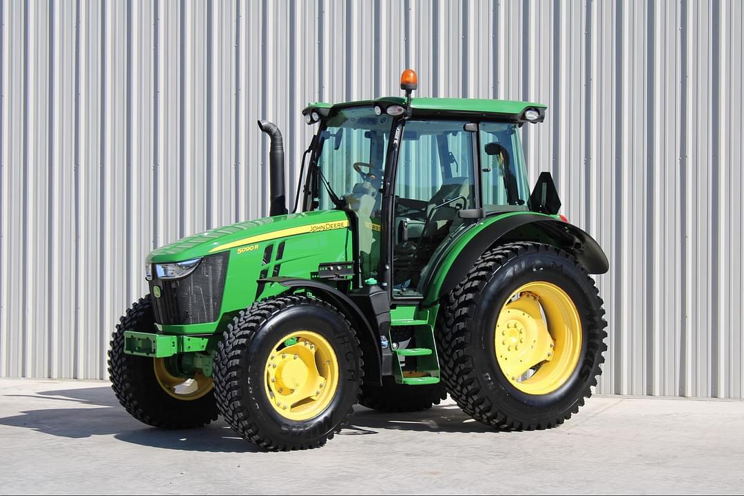 Image of John Deere 5090R Primary image