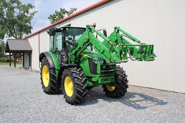 Image of John Deere 5090R equipment image 4