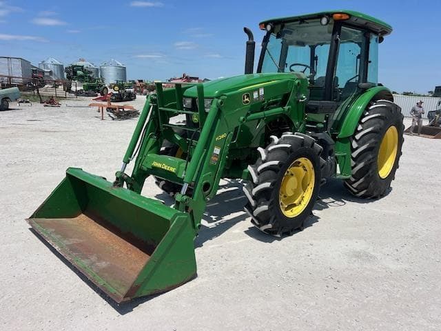 Image of John Deere 5100E equipment image 2