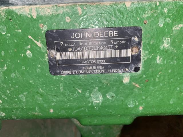 Image of John Deere 5100E equipment image 1