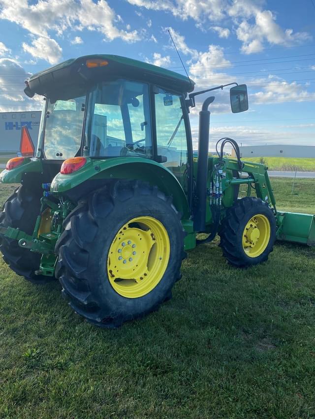 Image of John Deere 5100E equipment image 2