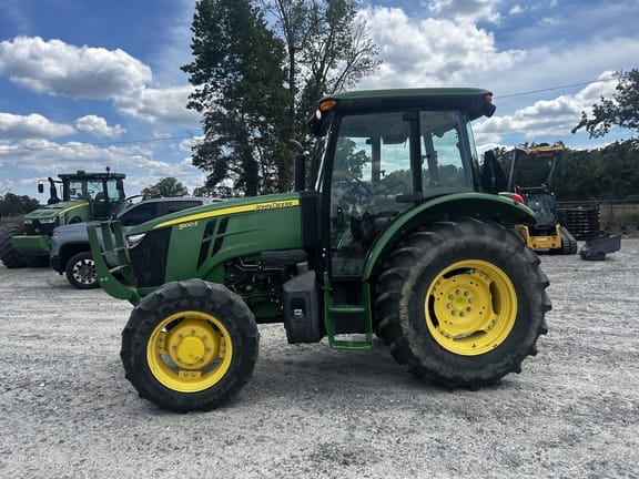 2018 John Deere 5100E Equipment Image0
