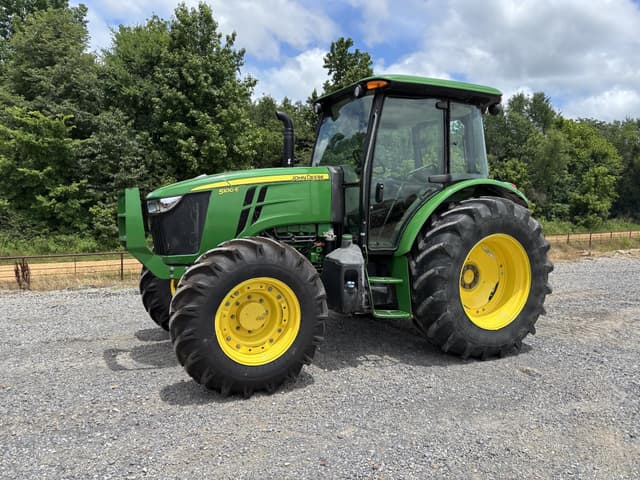 Image of John Deere 5100E equipment image 1