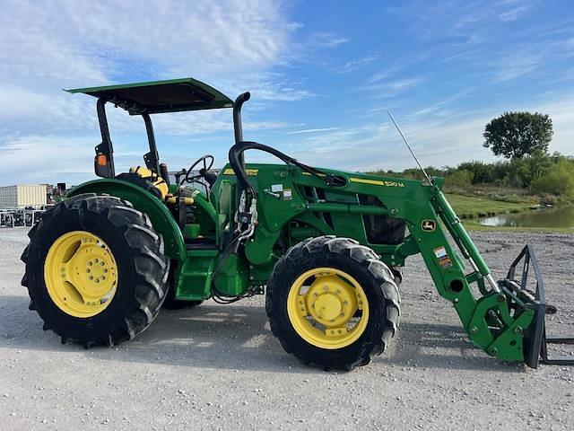 Image of John Deere 5100E equipment image 2