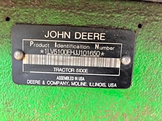 Image of John Deere 5100E equipment image 4