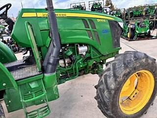 Image of John Deere 5100E equipment image 3