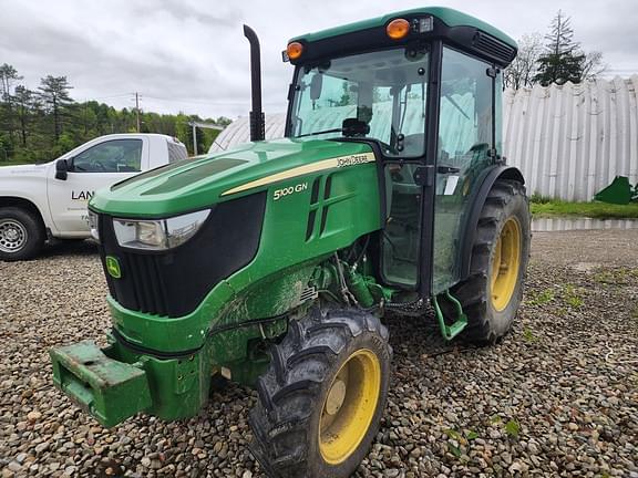 Image of John Deere 5100GN equipment image 3